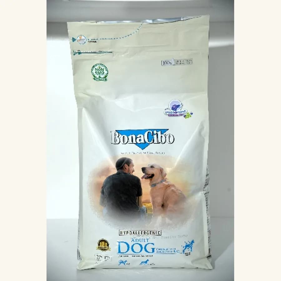 Fotografija proizvoda: BONACIBO ADULT DOG PILETINA 4KG